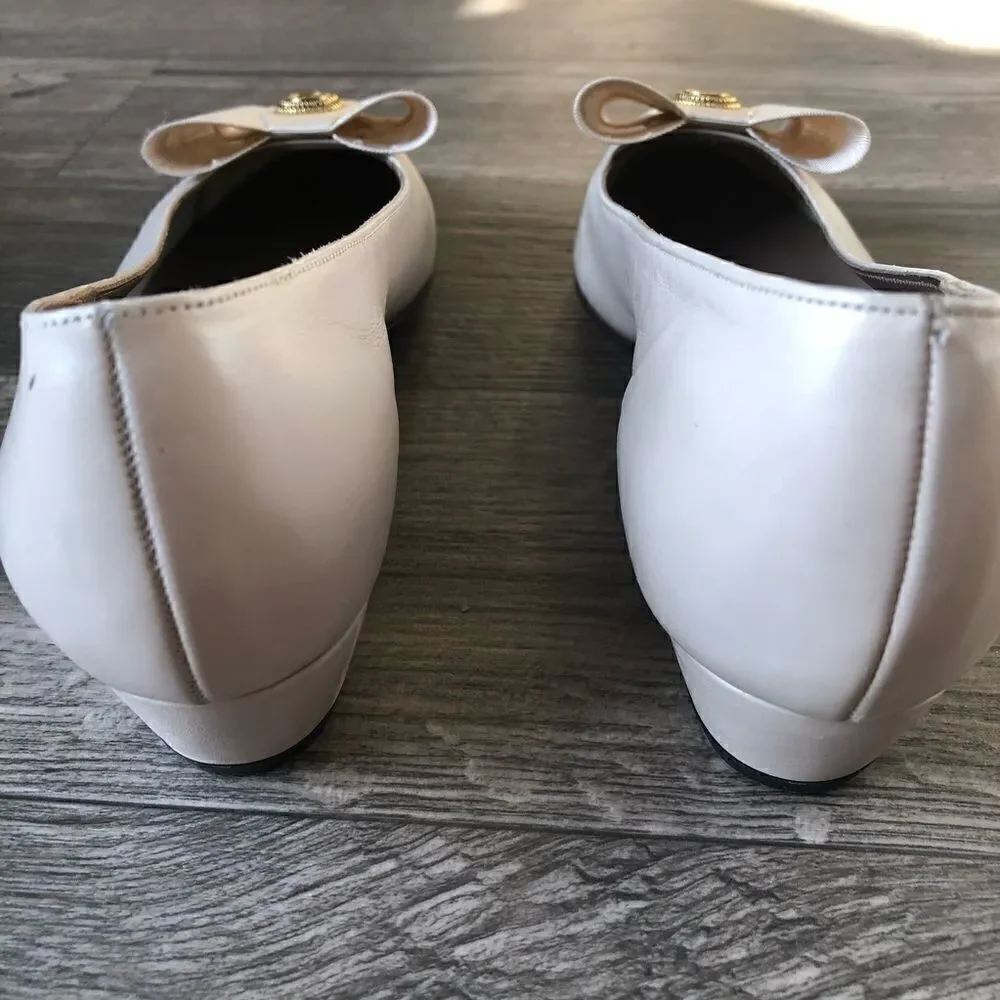 BALLY Vintage Bone Colored Leather Bow Flats